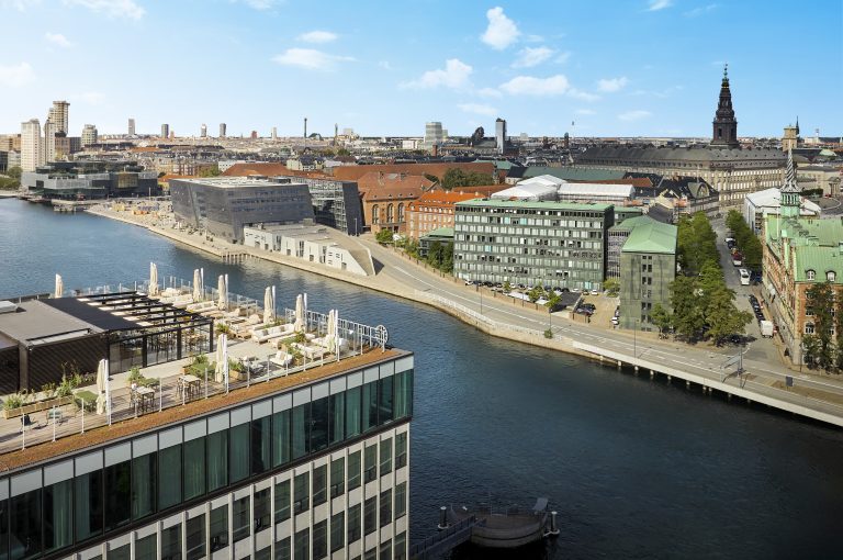 Sommer på toppen: Rooftop-stemning i hjertet af København